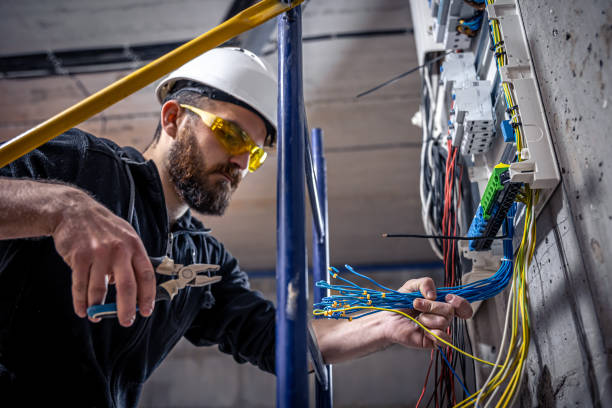 Best Circuit Breaker Repair  in Prairie Ridge, WA